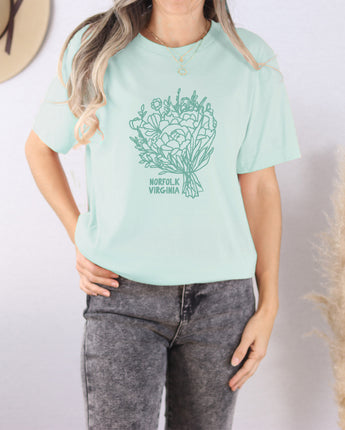 Hand Drawn Bouquet w/ City and State - Custom Short Sleeve T-Shirt